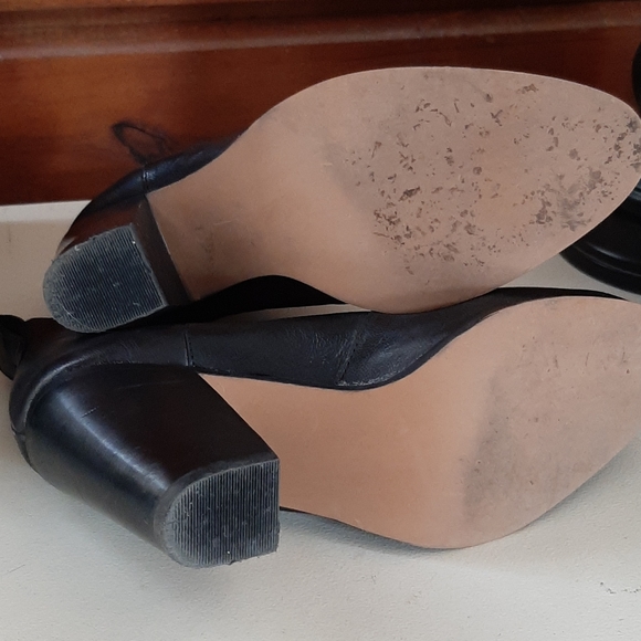 Kate and Mel leather ankle boots - Picture 8 of 10